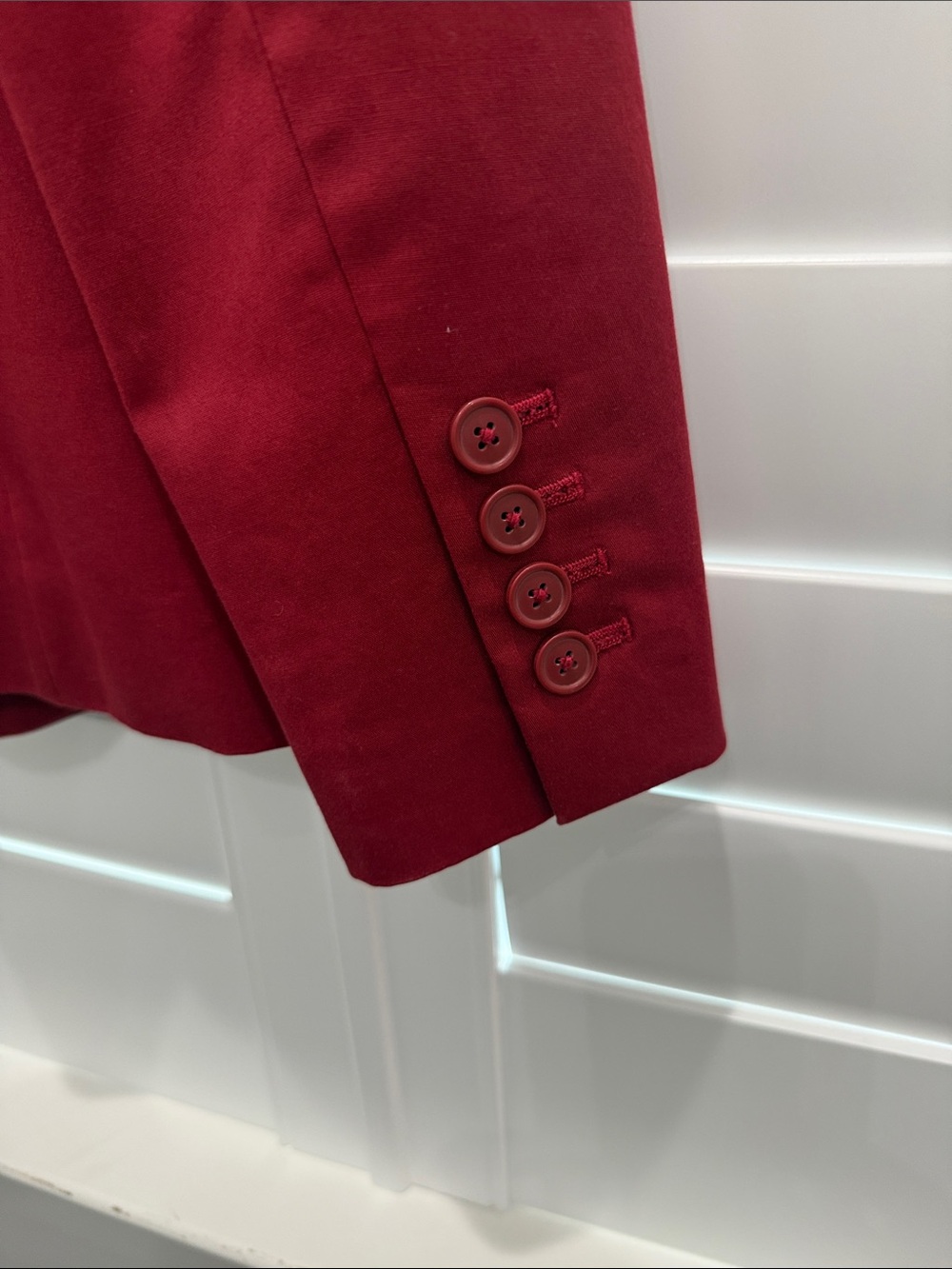 Body by Victoria Kate Fit Red Suit Set | Blazer + Pants | Tailored Power Suit - Picture 3 of 9